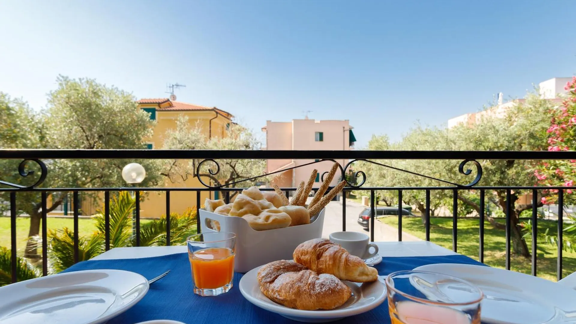 Residence Mizar 2 Pietra Ligure 0*,