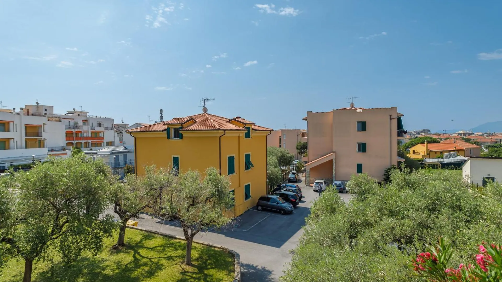 Residence Mizar 2 Pietra Ligure 0*,