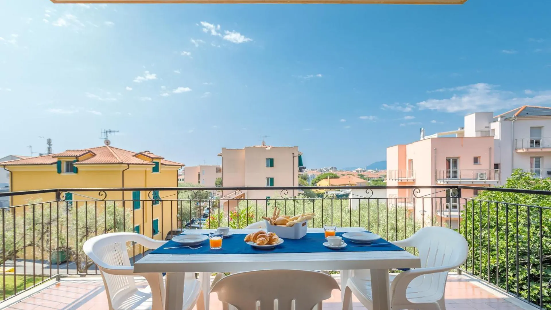 Residence Mizar 2 Pietra Ligure Apartment
