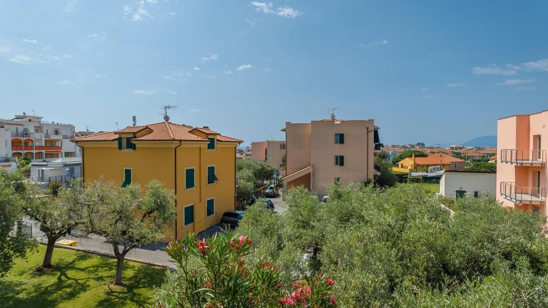 Apartment Residence Mizar 2 Pietra Ligure