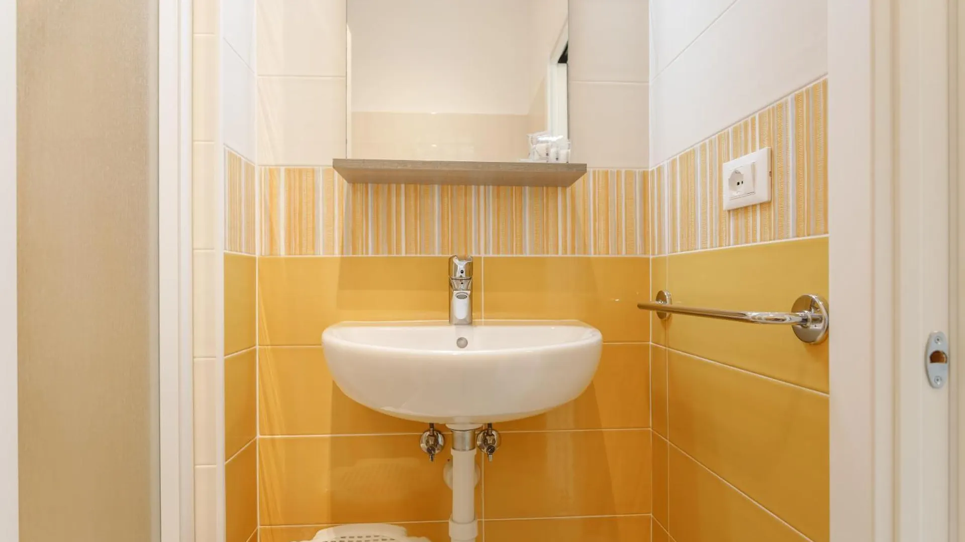 Apartment Residence Mizar 2 Pietra Ligure