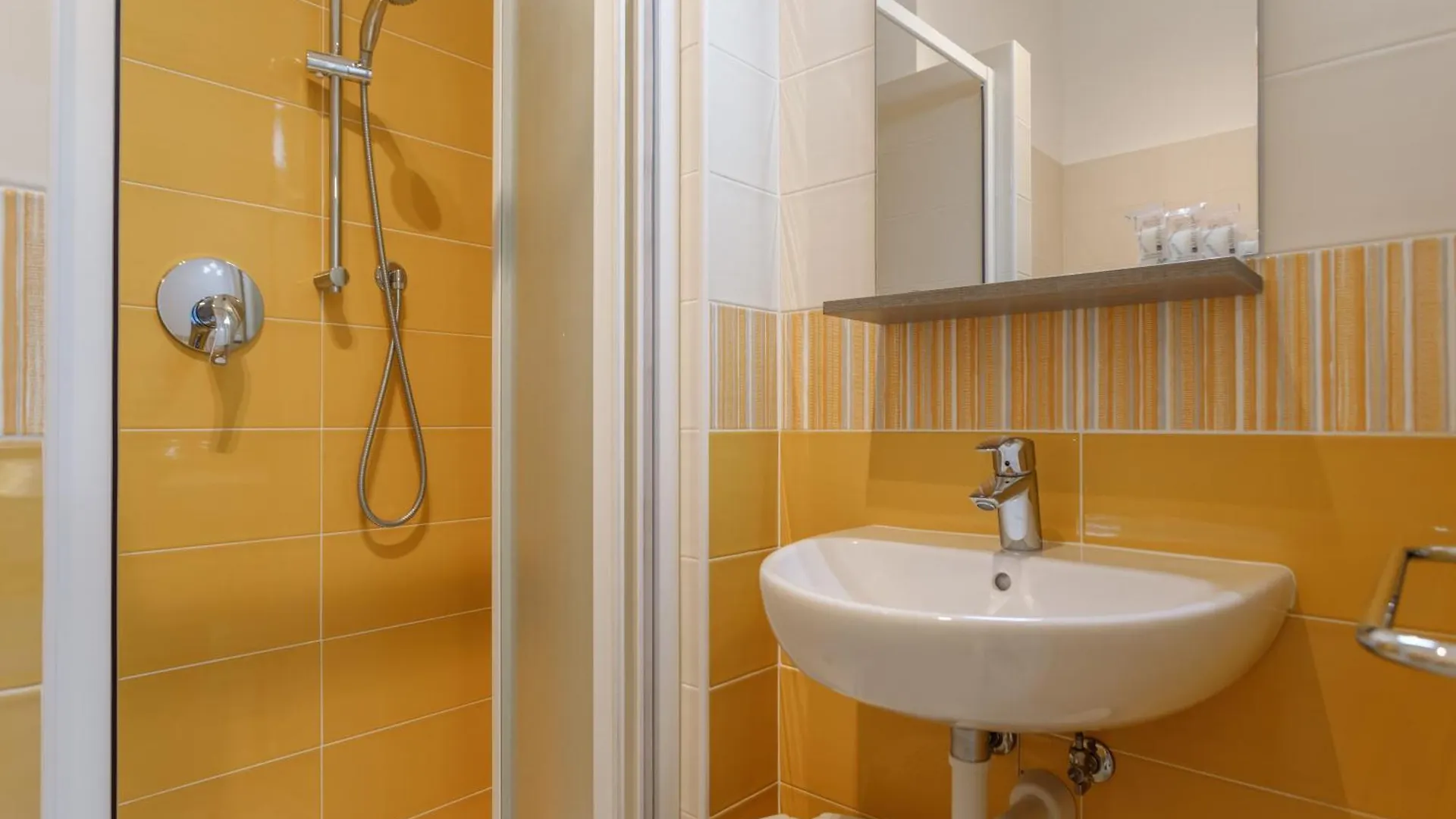 Apartment Residence Mizar 2 Pietra Ligure Italy