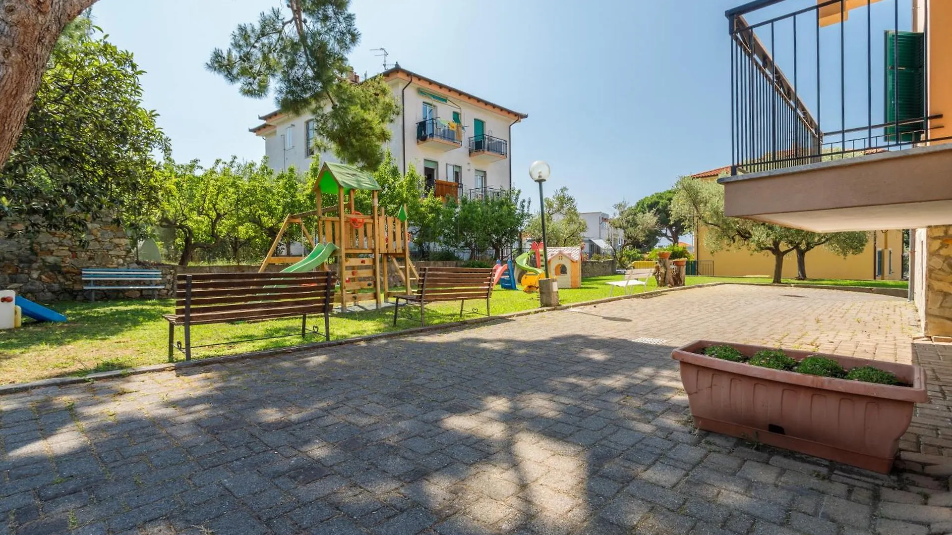 Apartment Residence Mizar 2 Pietra Ligure Italy